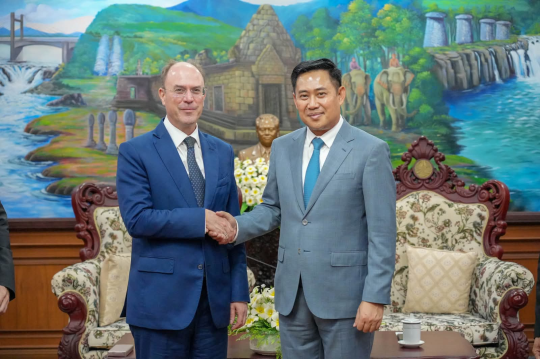 Governor of Champasak Welcomes Ambassador of Luxembourg to the Lao PDR